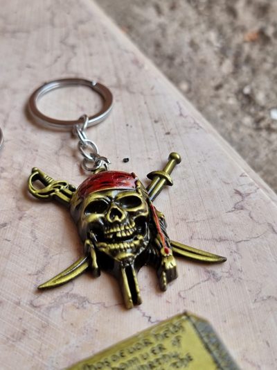 Portachiavi Ciondolo Logo Disney Pirati dei Caraibi Pirates of the Caribbean