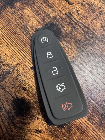Gommino Tasti Chiave Telecomando Ford Explorer Edge Escape Flex Taurus 5 tasti