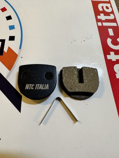 Pastiglie Lunga Durata Freni Bici Resina Jak Monopattino Mini Moto Mini Quad Mini Cross