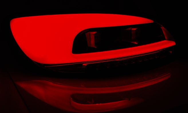 LED Bar Fanali Posteriori Rosso Fumé per Volkswagen Scirocco III (08-04.14)