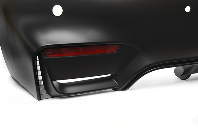 Posteriore Paraurti Sport Style PDC per BMW F32 (2013-2020) con PDC