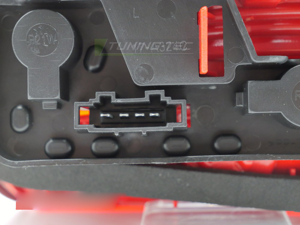 Fanale Posteriore Rosso Bianco Destro Laterale Tyc Flap per Volkswagen Jetta
