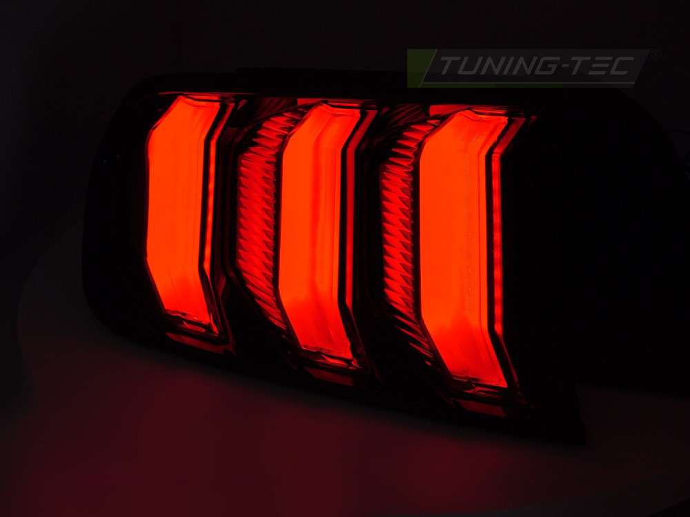 Ford Mustang 14-22 Rosso LED per Illuminazione Interna ed Esterna Auto