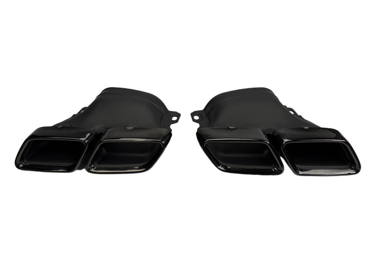 Diffusore Posteriore con Terminali Scarico Nero per Mercedes W205 2014-2021
