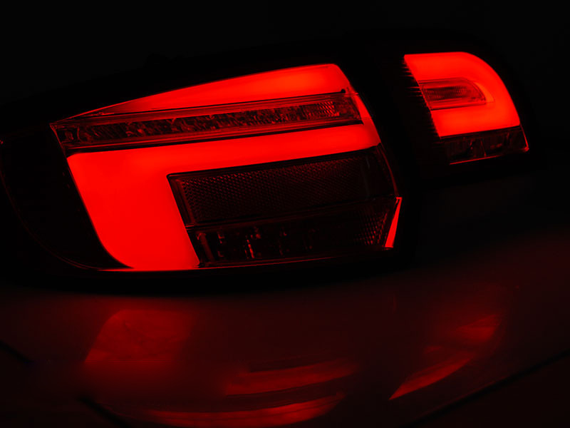 Fanali Posteriori LED Bar Rossi Neri Sequenziali per Audi A3 8P (03-08)