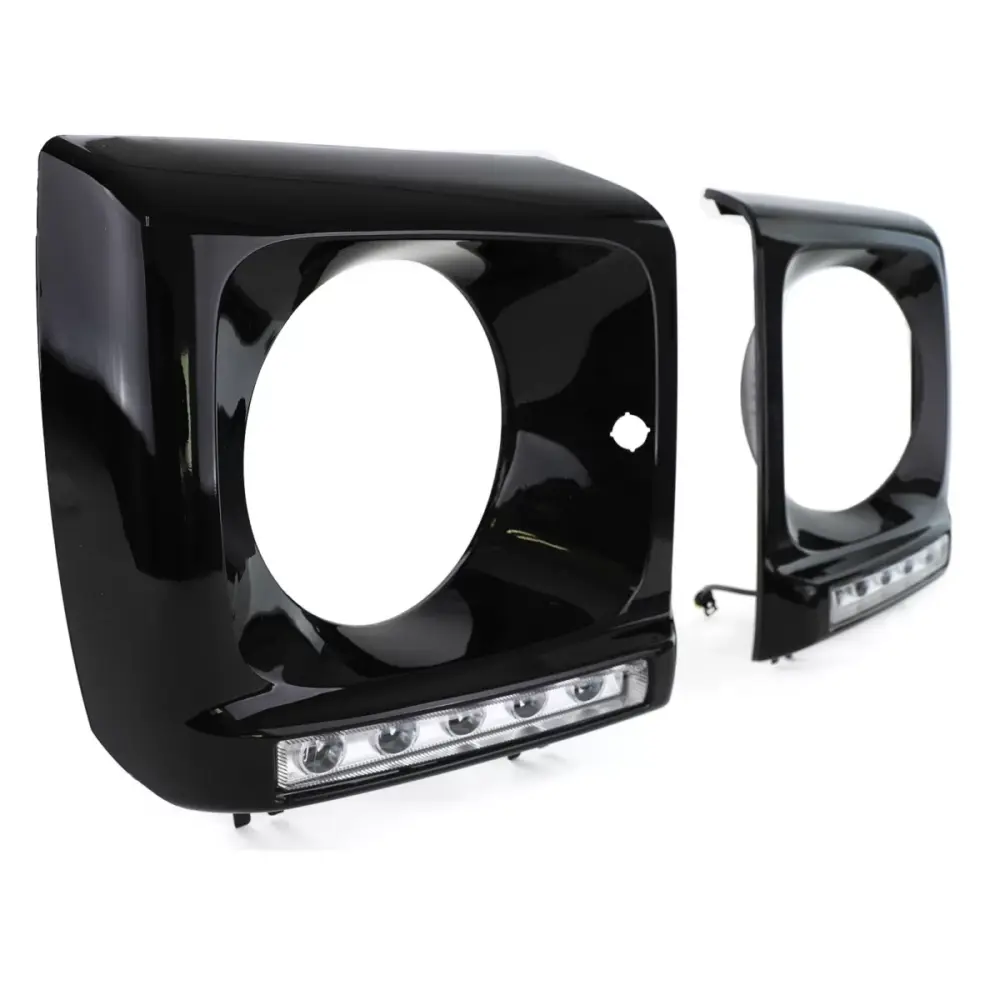 Coprifari Lucido Nero con Luci Diurne LED per Mercedes G W463