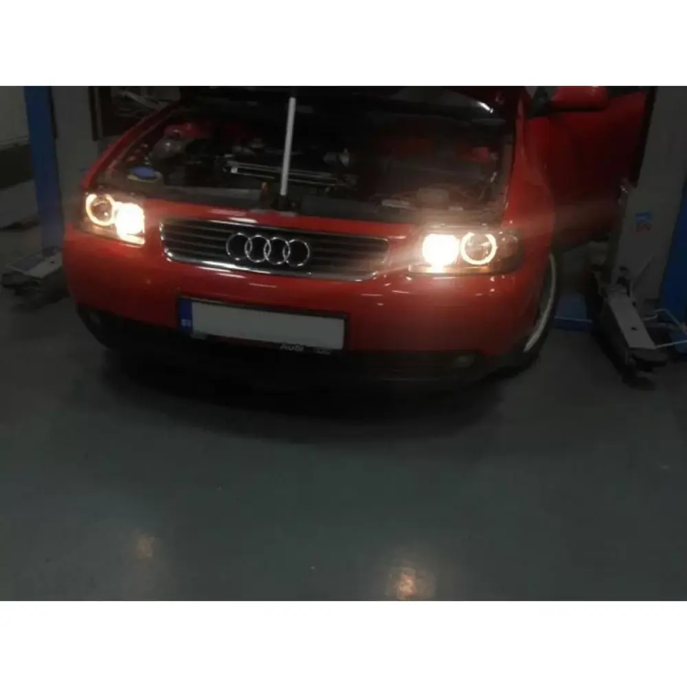 Fari Anteriori con Anelli Alogeni per Audi A3 09.2000-05.2003 Dx e Sx