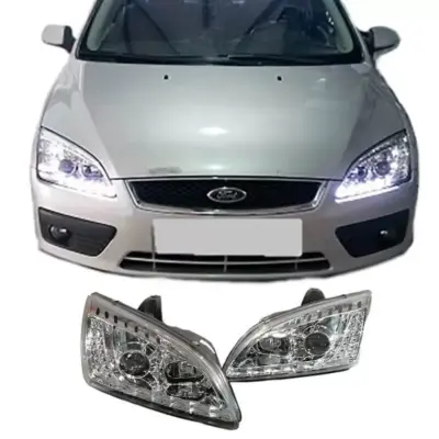 Fari Anteriori con Luci Diurne e LED Segnale Cromati per Ford Focus 04-08