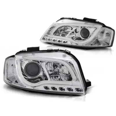 Fari Anteriori con Luci LED Sinistro e Destro per Audi A3 8P 3D 5D 2003-2008