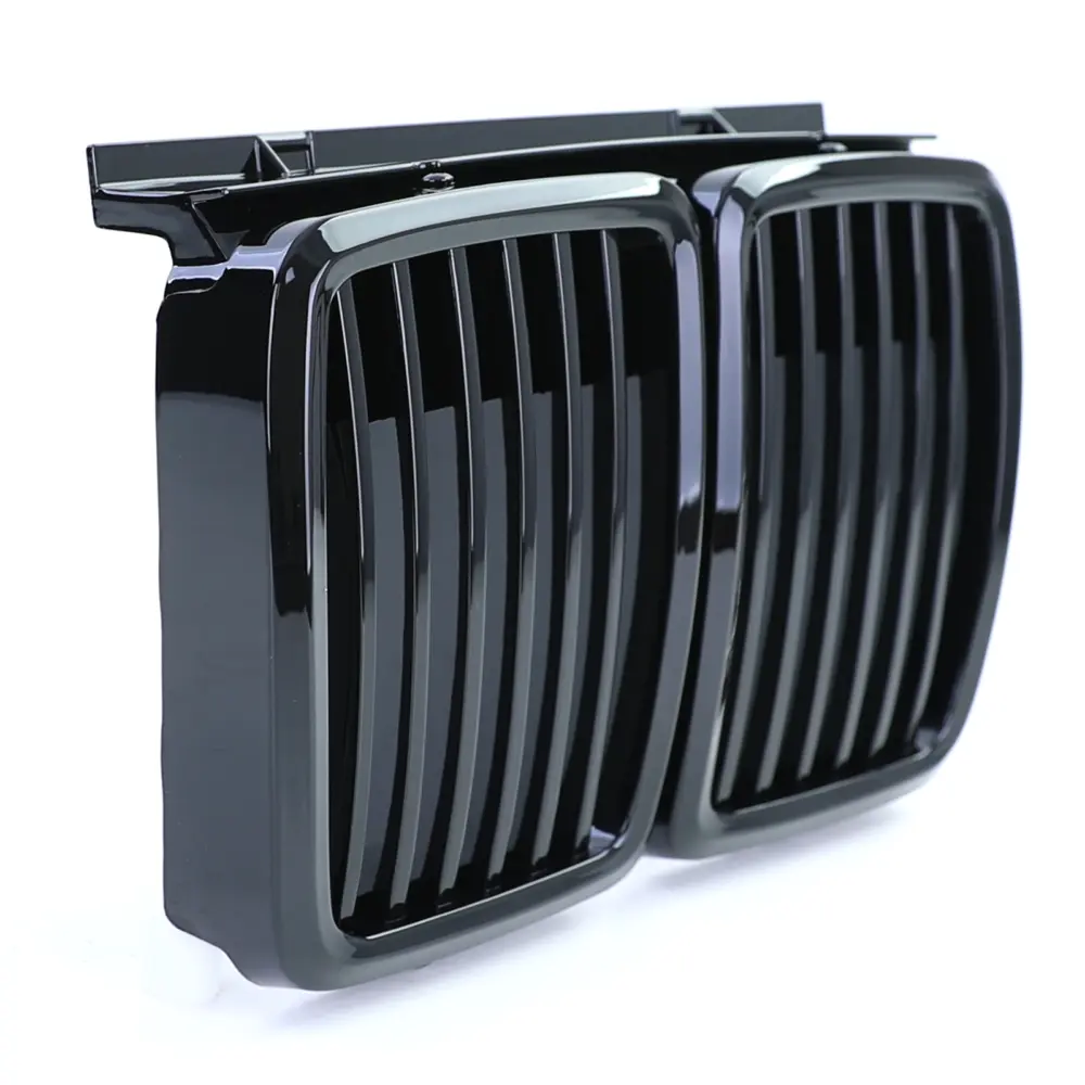 Griglia Anteriore Sportiva Nera Lucida per BMW Serie 3 E30 (1982-1994)