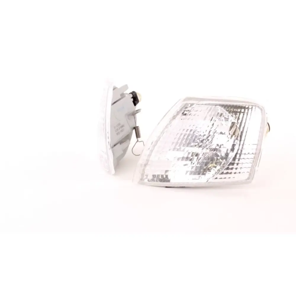 Indicatori Bianchi Coppia Anteriore Sinistro Destro per Volkswagen Passat 3B