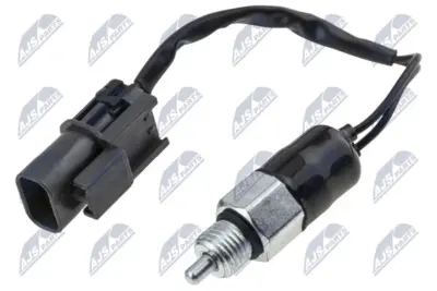 Interruttore Luce di Retromarcia per Nissan Cabstar 06-13 Navara 01- Pathfinder