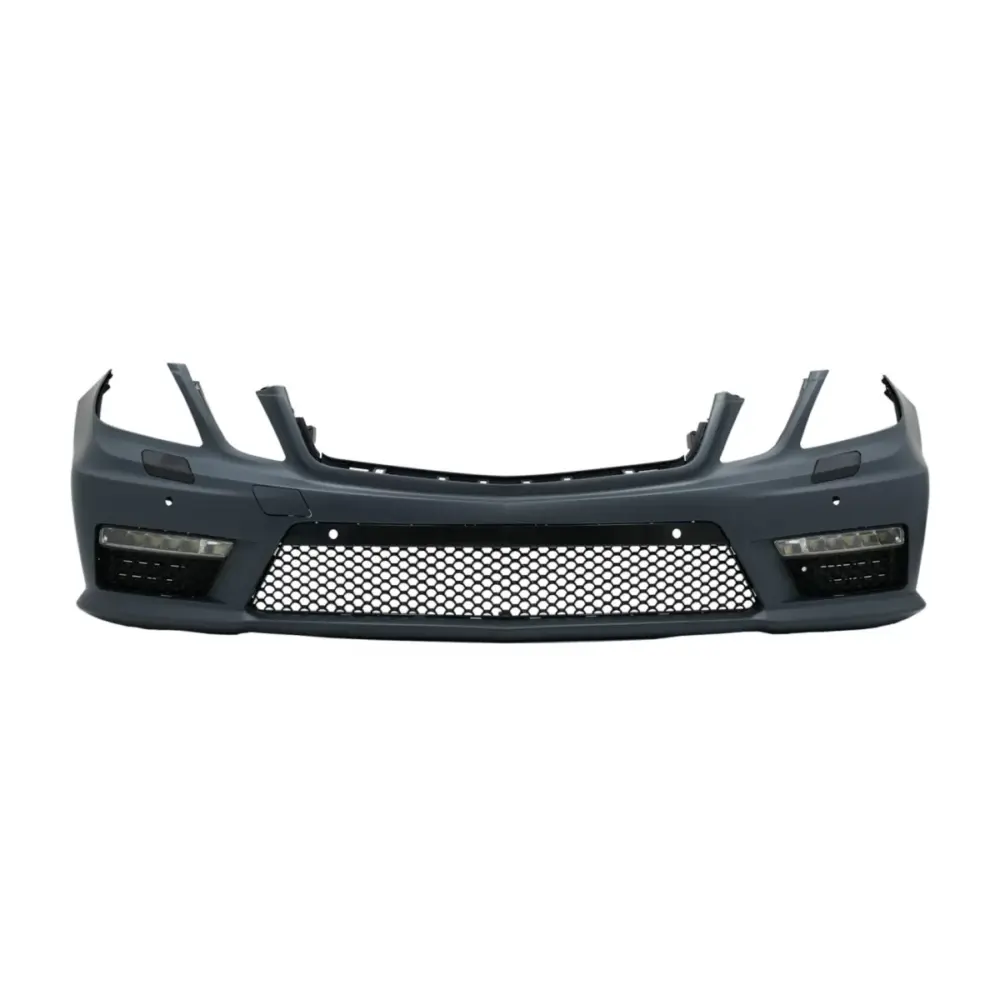 Kit Carrozzeria Completo E63 Look con Terminali Scarico Nero Mercedes Classe
