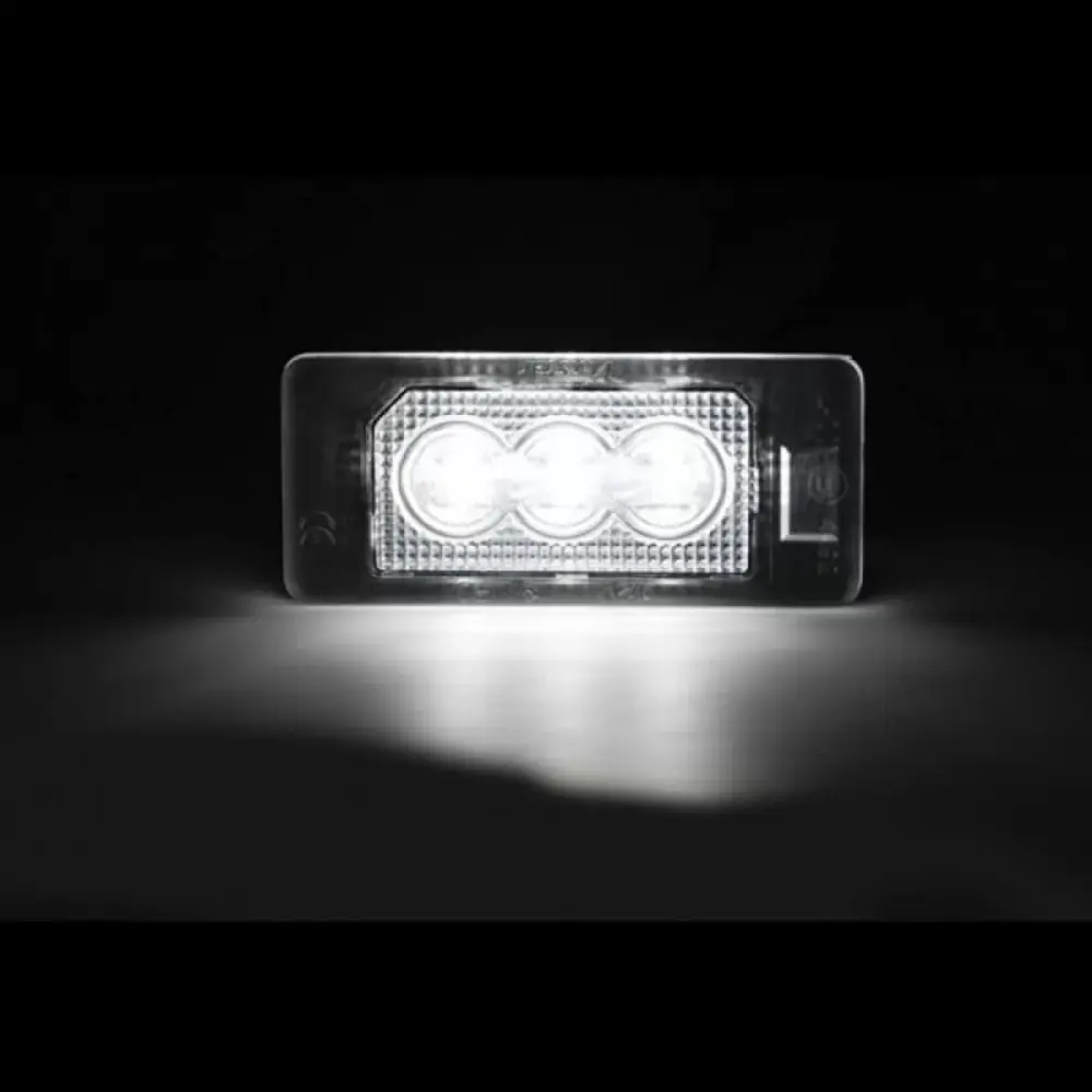 Lampade LED Targa Posteriori 3 LED Canbus 2 Pezzi per BMW 1 E82