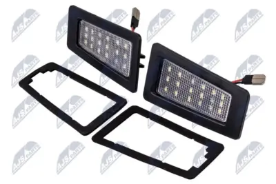 Luce Targa LED per Mazda 2 3 Cx-3 Cx-30 dal 2013