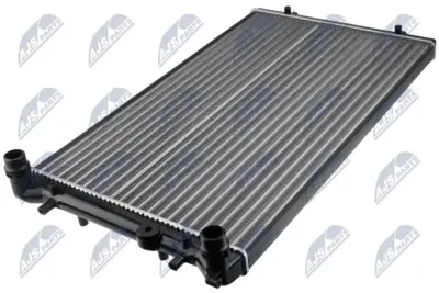 Radiatore 647x397x24 per Audi A3 96- Tt 98- Bora 99- Golf Iv 97- Octavia 96