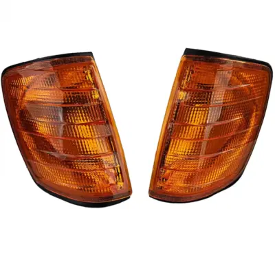 Set Indicatori Arancioni Anteriori per Mercedes W124 C124 S124 85-93