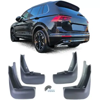 Set Paraspruzzi Anteriore e Posteriore Nero per Volkswagen Tiguan 2 AD1 dal 16