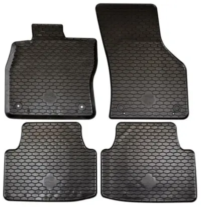 Set tappetini auto su misura in gomma TPE resistente per Seat Leon IV