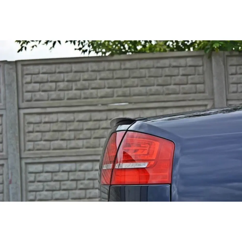 Spoiler Posteriore Maxton Design S8 Opaco per Audi A8 D3 2006-2010