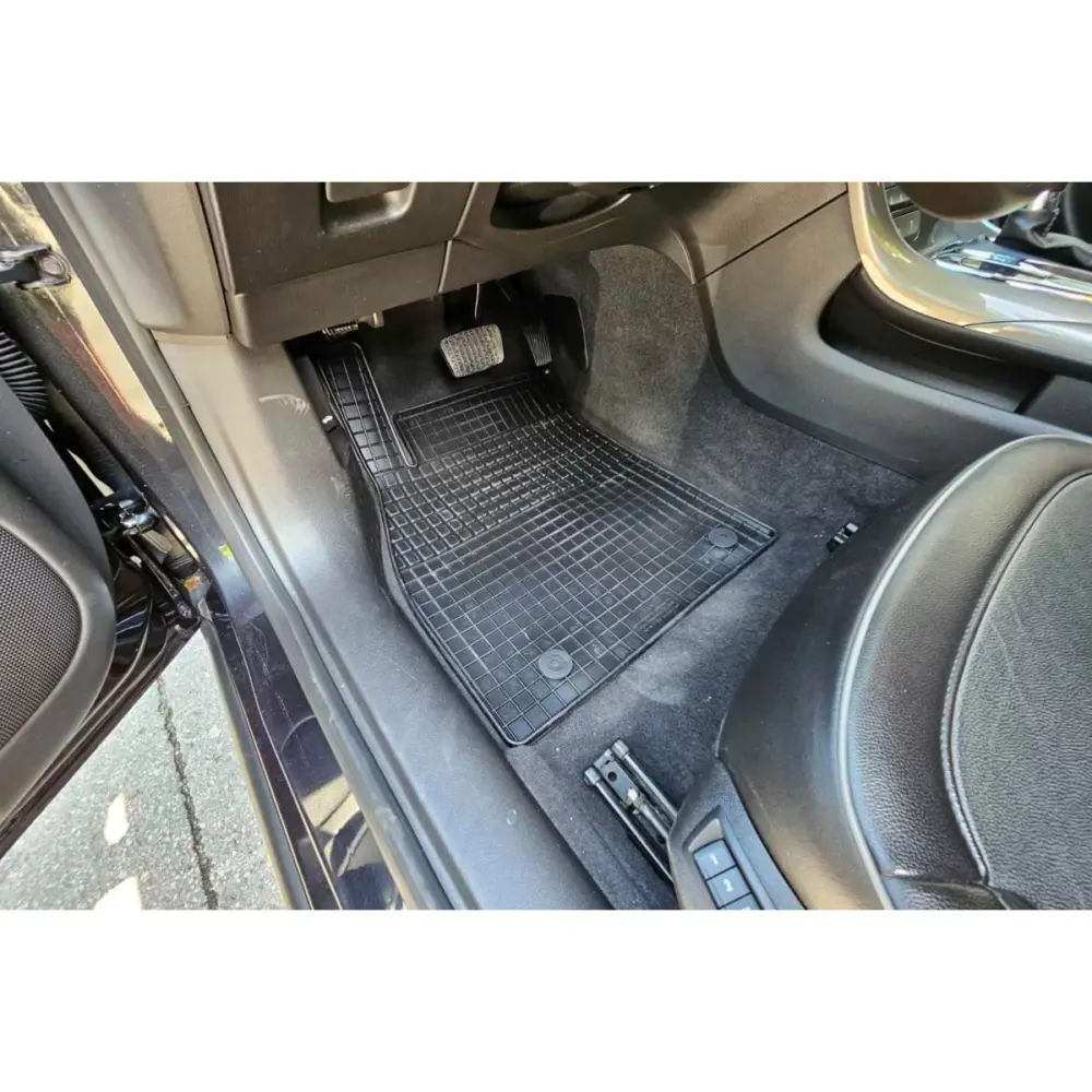 Tappetini Gomma Specifici 4 Pezzi Neri per Opel Insignia a 2008-2013 Chevrolet