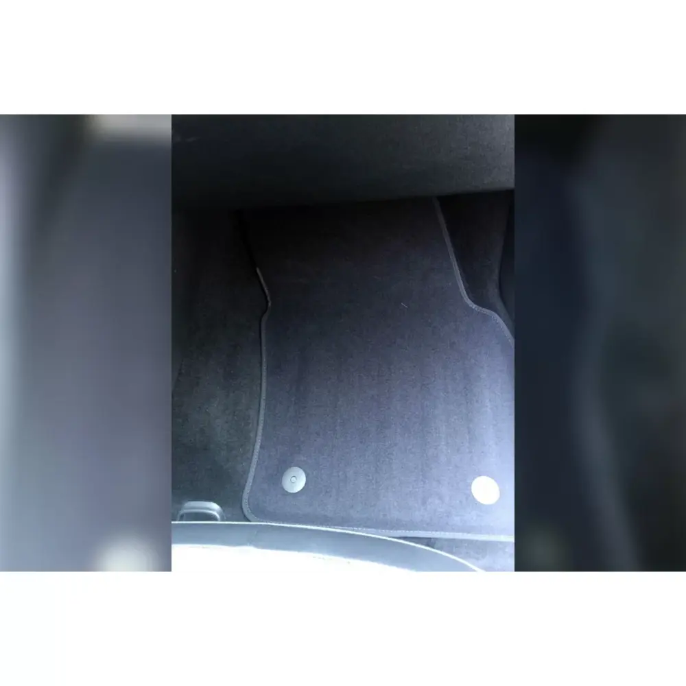Tappetini Tessuto 3D Neri Set 4 Pezzi per Volkswagen Tiguan dal 2016
