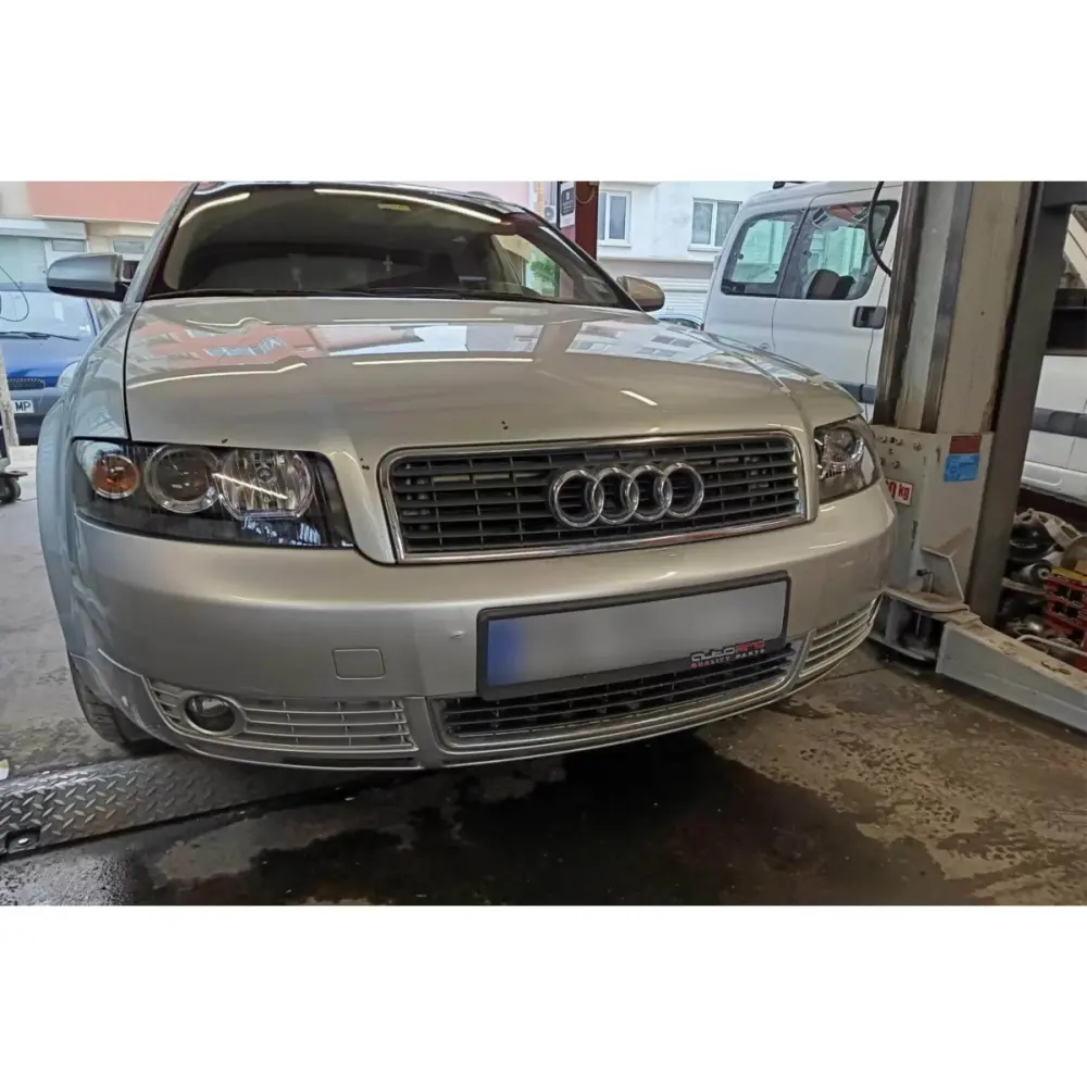 Vetro Faro Destro Anteriore per Audi A4 B6 2000-2004