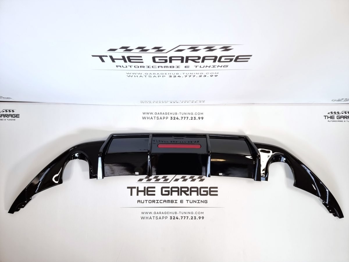 Diffusore Modello Karbel con LED per VW Golf 7 fino al 2017 Nero Lucido