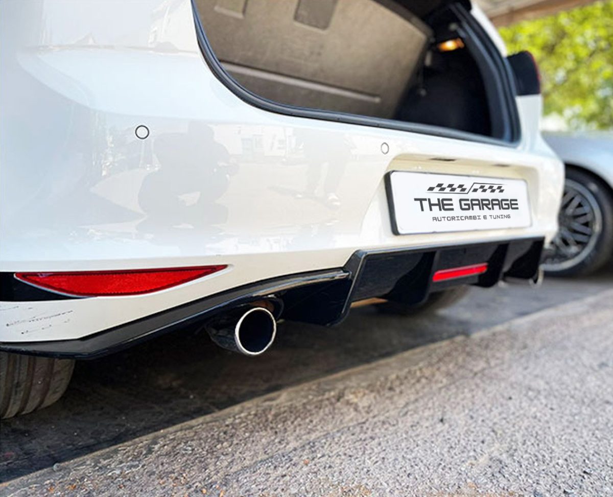 Diffusore Modello Karbel con LED per VW Golf 7 fino al 2017 Nero Lucido